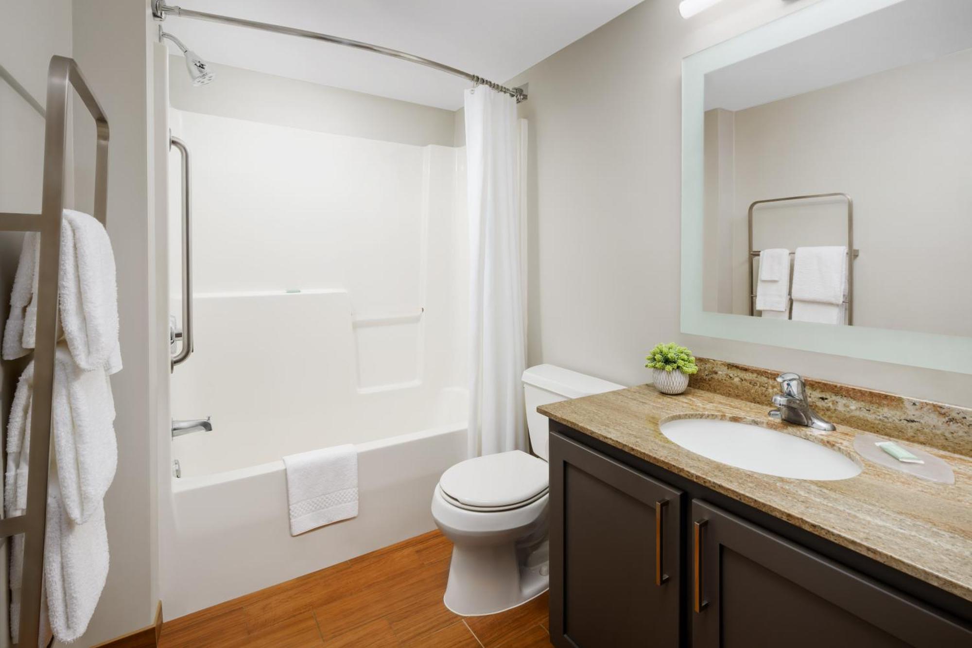 Towneplace Suites Philadelphia Horsham Eksteriør billede